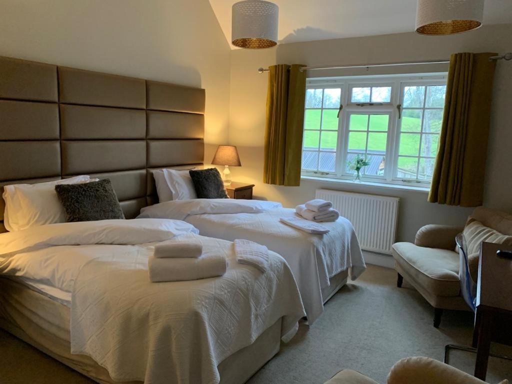 Hurtwood Hotel Peaslake Dış mekan fotoğraf